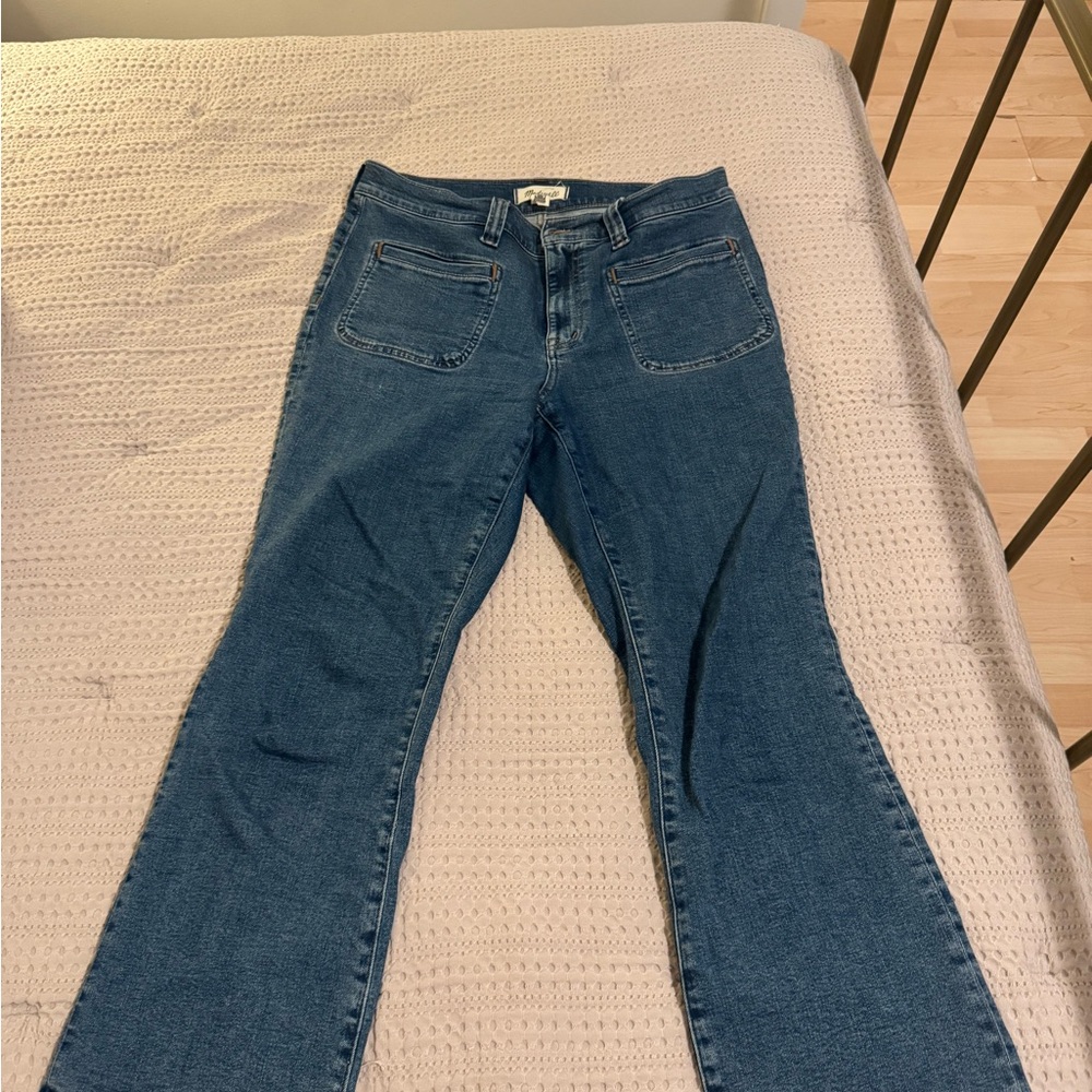 Madewell Mid-Rise Kick Out Jeans